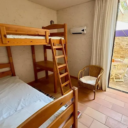 House In Bormes-les-mimosas, Cap Benat וילה בורם-לה-מימוזה
