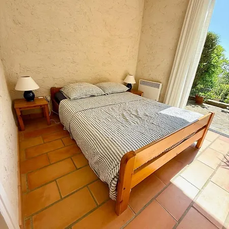 House In Bormes-les-mimosas, Cap Benat וילה בורם-לה-מימוזה