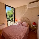 House In Bormes-les-mimosas, Cap Benat Vila *