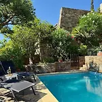 Vila House In Bormes-les-mimosas, Cap Benat