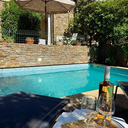 Vila House In Bormes-les-mimosas, Cap Benat *