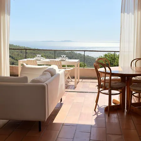 Villa House In Bormes-les-mimosas, Cap Benat