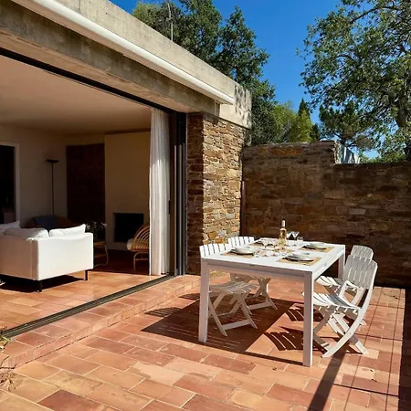 Vila House In Bormes-les-mimosas, Cap Benat